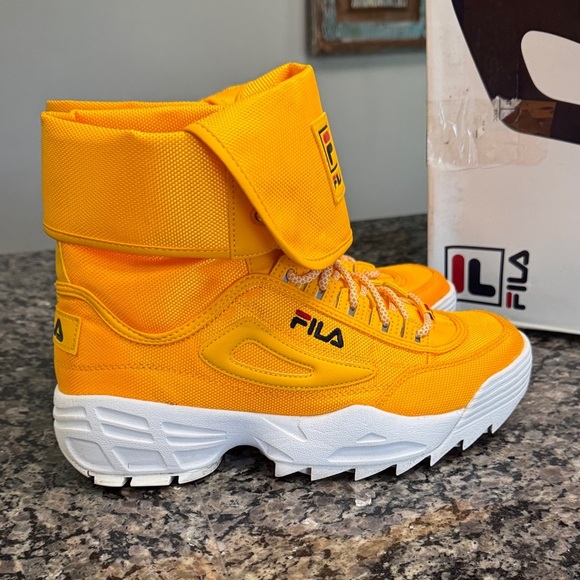 Fila Women's disruptor Ballistic citrus Sneakers Vibrant Orange EUC 11 - Picture 10 of 15